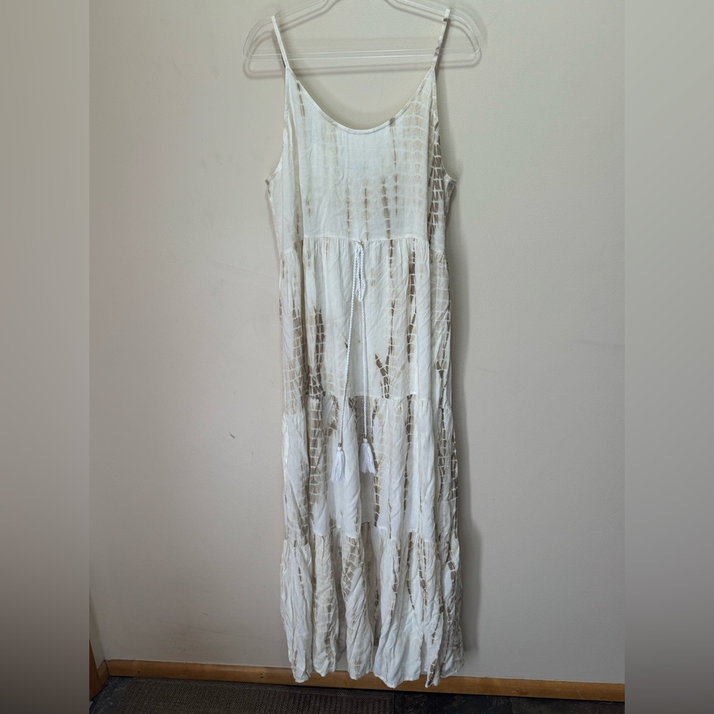 NWT White Waves Maxi Sundress